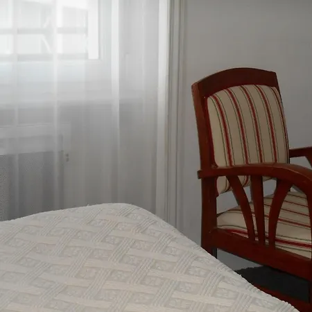 Julia Hotel 2*